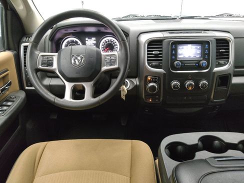 Used 2021 RAM 1500 Classic SLT AWD/4WD image 22