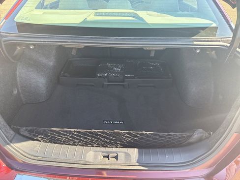 Used 2023 Nissan Altima 2.5 SV AWD/4WD image 9