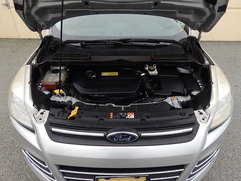 Used 2014 Ford Escape SE w/ SE Chrome Package image 28