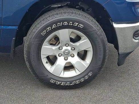 Used 2020 RAM 1500 Big Horn AWD/4WD image 8