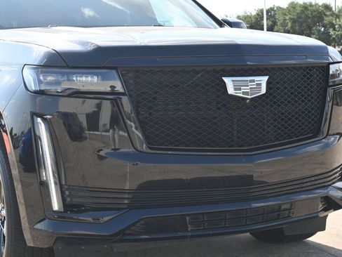 Certified 2023 Cadillac Escalade Sport AWD/4WD image 26