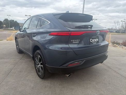 Used 2024 Toyota Venza LE image 5