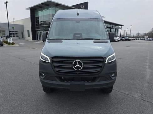 New 2026 Mercedes-Benz Sprinter 2500 image 9