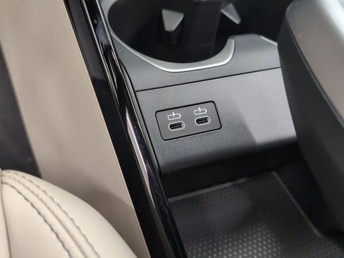 New 2025 BMW X1 xDrive28i w/ Convenience Package image 19