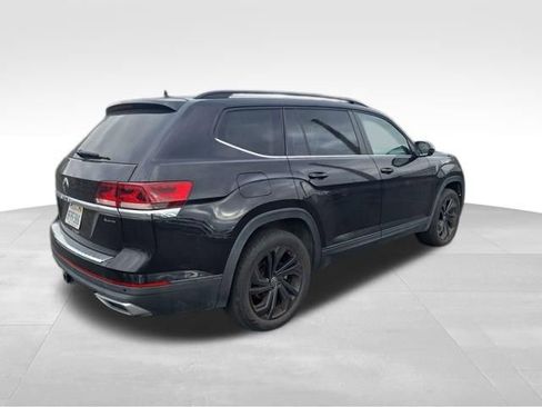 Certified 2023 Volkswagen Atlas SE w/ Panoramic Sunroof Package image 7