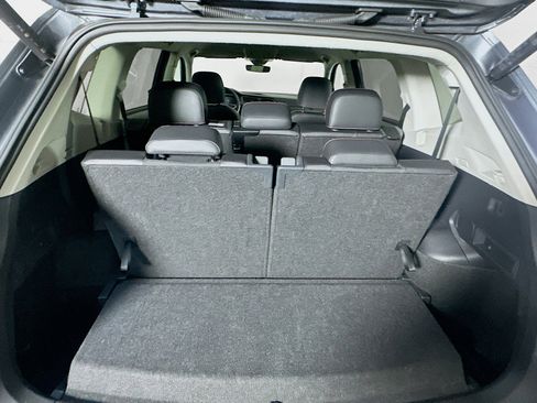 Used 2024 Volkswagen Tiguan Wolfsburg Edition image 26