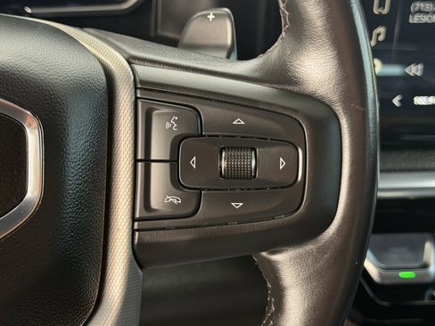 Used 2022 GMC Sierra 1500 Denali RWD image 16