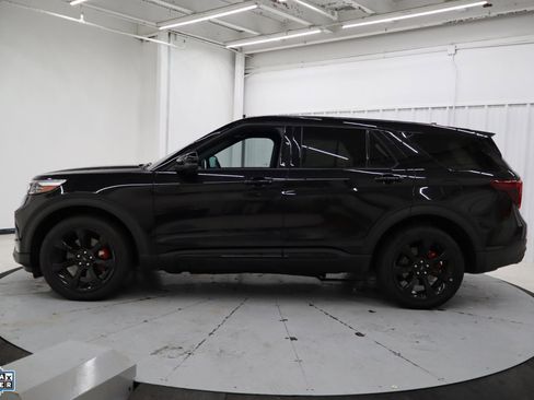 Used 2022 Ford Explorer ST w/ Equipment Group 401A image 9