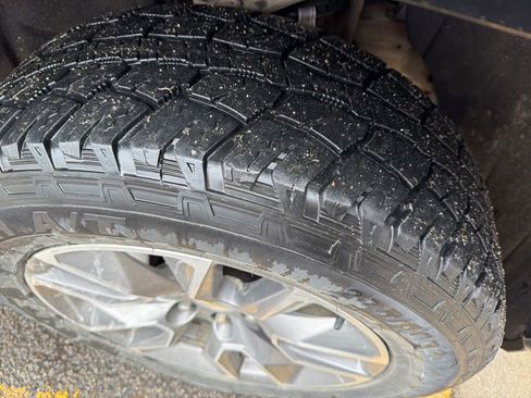 Used 2020 Chevrolet Silverado 1500 LT w/ LT Value Package image 10