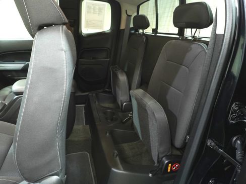 Used 2016 Chevrolet Colorado LT w/ LT Convenience Package AWD/4WD image 13