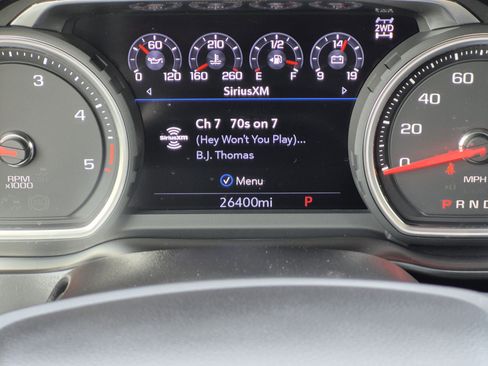 Used 2020 Chevrolet Silverado 2500 High Country w/ Technology Package image 16