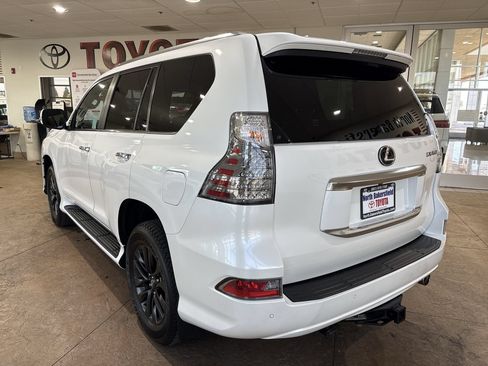 Used 2022 Lexus GX 460 Premium w/ Premium Package AWD/4WD image 8