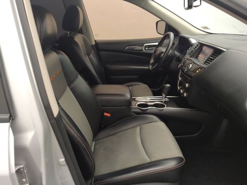 Used 2020 Nissan Pathfinder SV w/ Rock Creek Edition FWD image 21