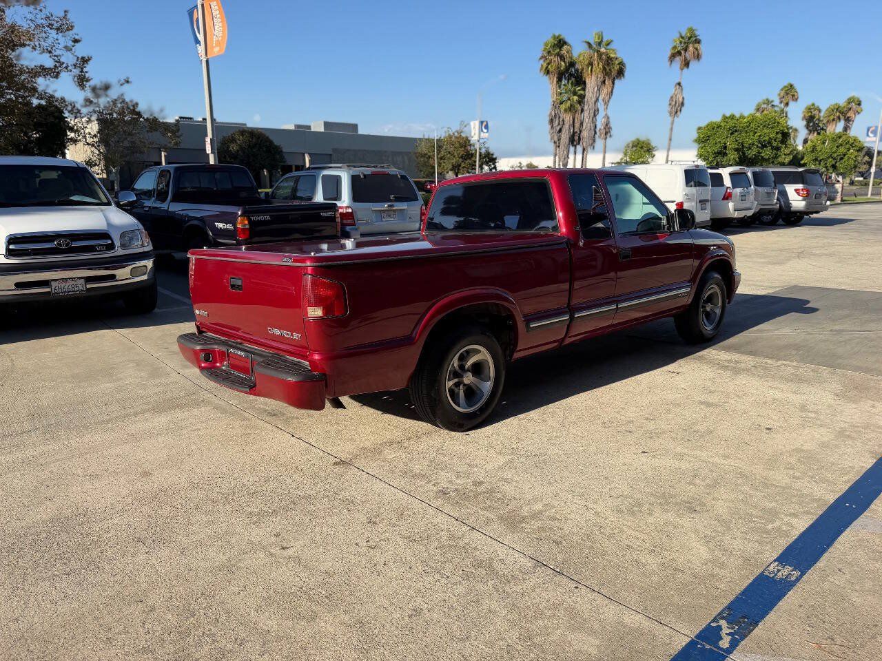 Used 2001 Chevrolet S10 Pickup LS w/ Preferred Equipment Group RWD image 17