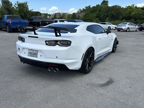 Used 2021 Chevrolet Camaro SS RWD image 3
