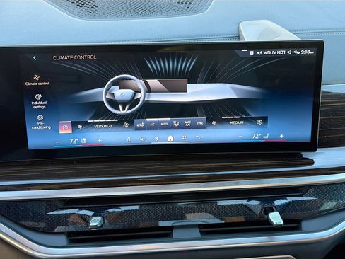 Used 2026 BMW X5 xDrive40i w/ M Sport Package image 34