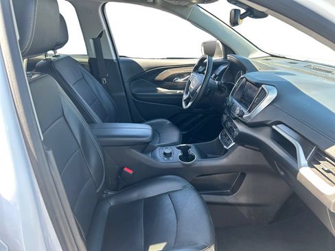 Used 2024 GMC Terrain SLT AWD/4WD image 21