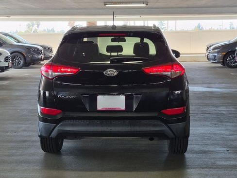 Used 2017 Hyundai Tucson SE w/ SE Popular Package 02 FWD image 7