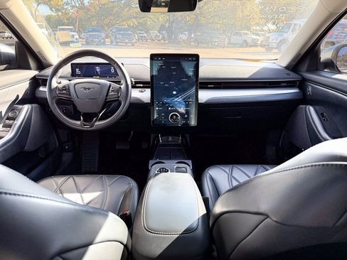 Used 2021 Ford Mustang Mach-E Select image 15