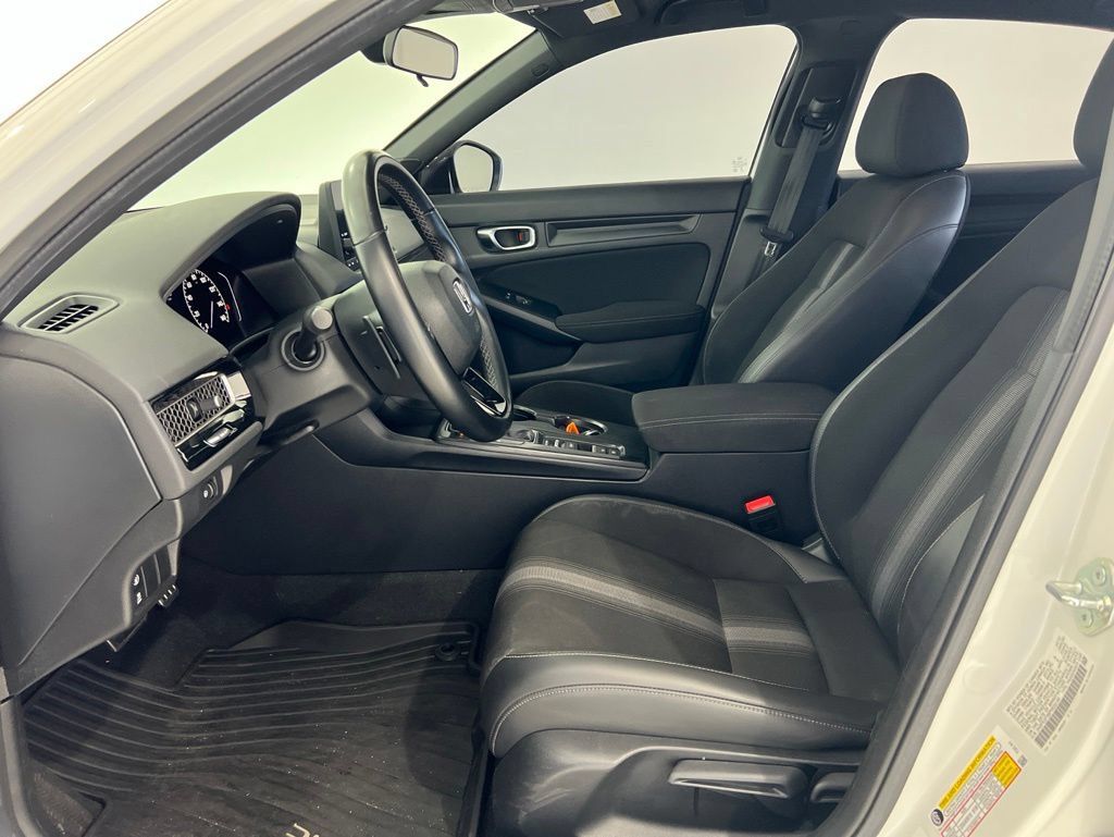 Used 2023 Honda Civic Sport image 17