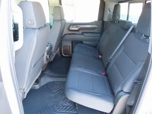 New 2026 Chevrolet Silverado 1500 RST w/ Dark Appearance Package AWD/4WD image 9