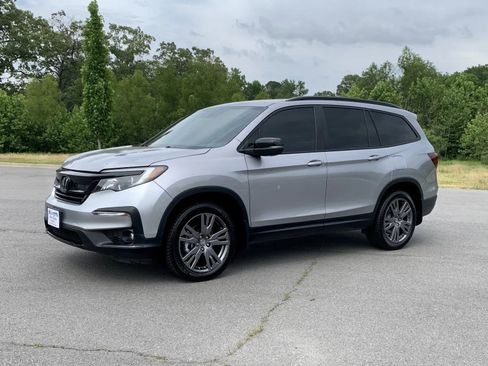 Used 2022 Honda Pilot Sport image 3