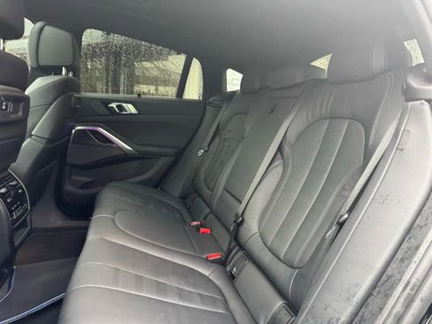 Used 2022 BMW X6 M50i w/ Executive Package image 21