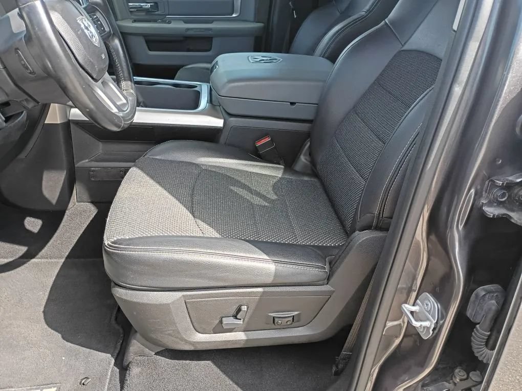 Used 2019 RAM 1500 Lone Star AWD/4WD image 9
