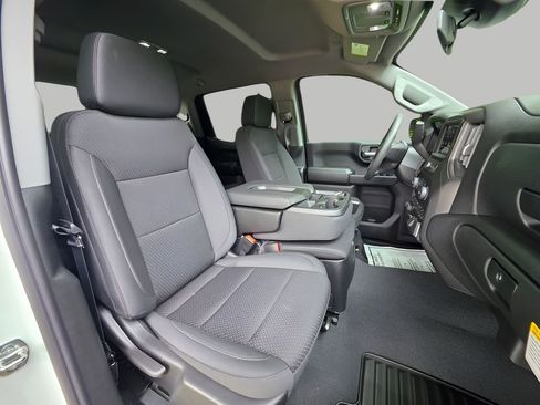New 2026 Chevrolet Silverado 1500 W/T w/ WT Value Package AWD/4WD image 9