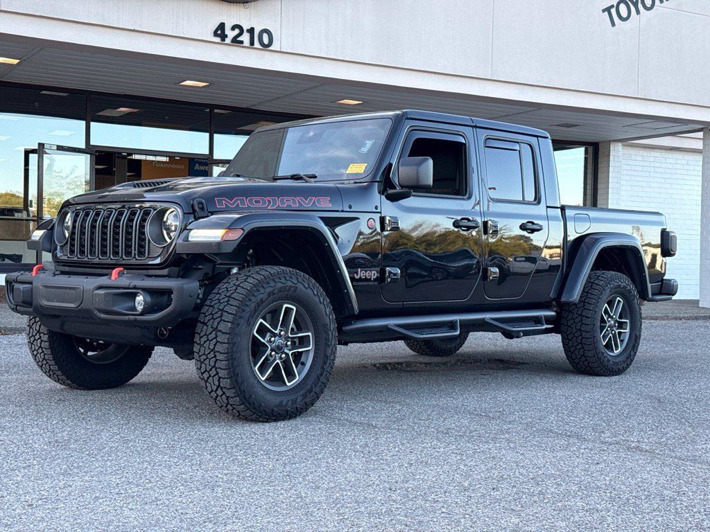 Used 2025 Jeep Gladiator Mojave AWD/4WD image 5