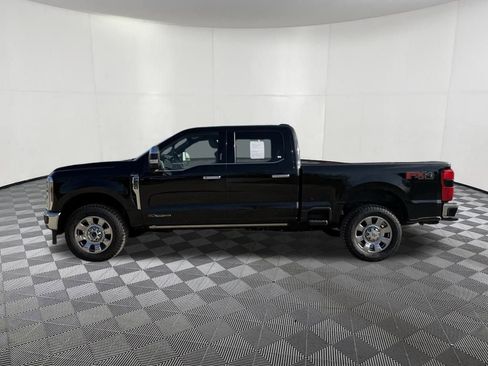 Used 2024 Ford F250 King Ranch w/ Chrome Package image 9