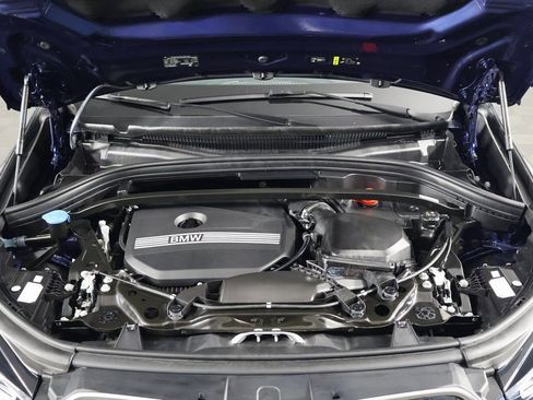 Used 2025 BMW X1 xDrive28i w/ Premium Package image 15