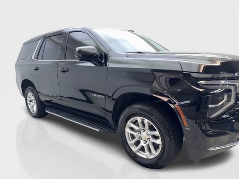 Used 2025 Chevrolet Tahoe LT AWD/4WD image 12