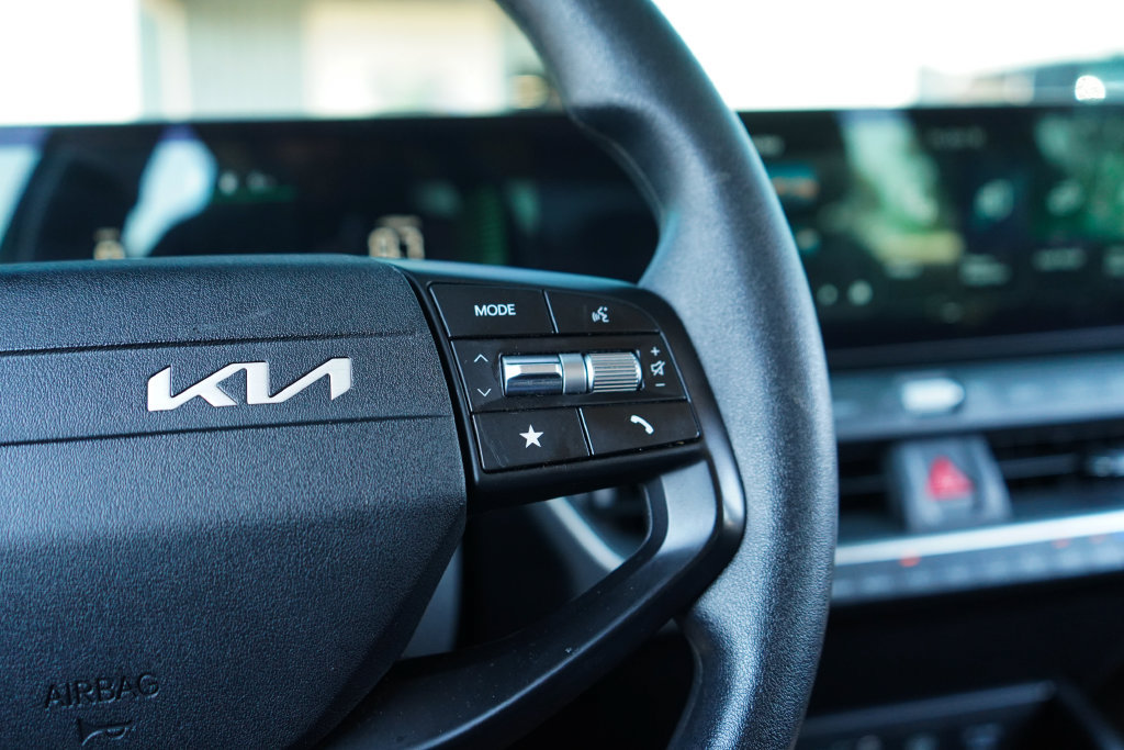 Used 2025 Kia K4 FWD image 29