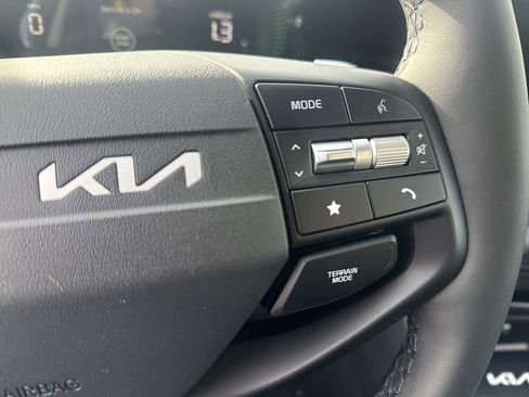 New 2026 Kia Sportage S image 18