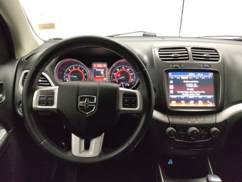 Used 2019 Dodge Journey SE w/ Premium Group image 22