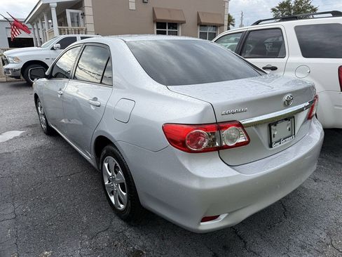 Used 2013 Toyota Corolla LE image 5