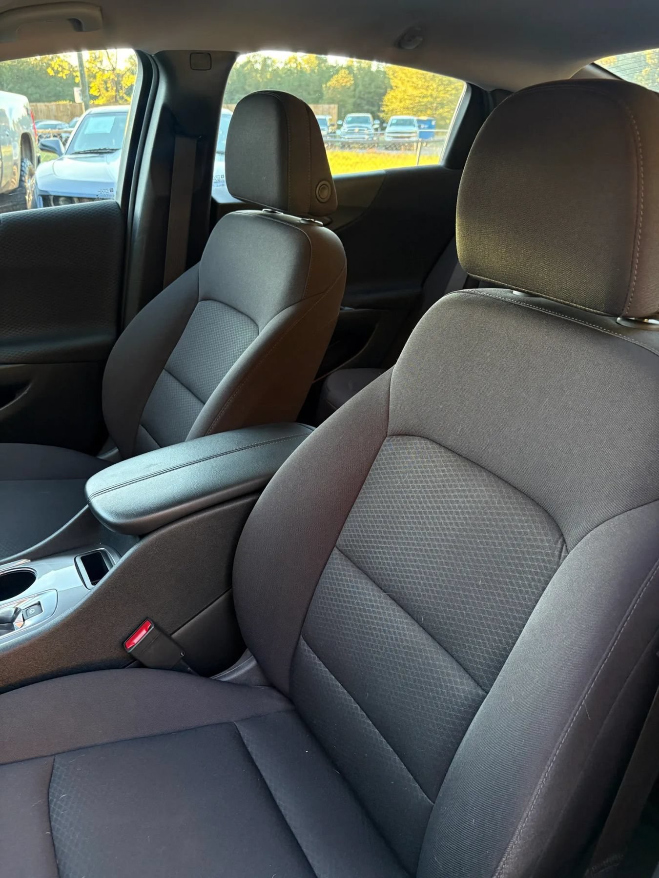 Used 2023 Chevrolet Malibu LT FWD image 13