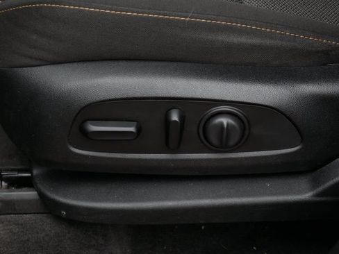 Used 2020 Chevrolet Traverse LS AWD/4WD image 16
