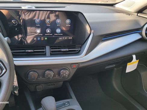 New 2026 Chevrolet Trax LS w/ LS Convenience Package FWD image 21