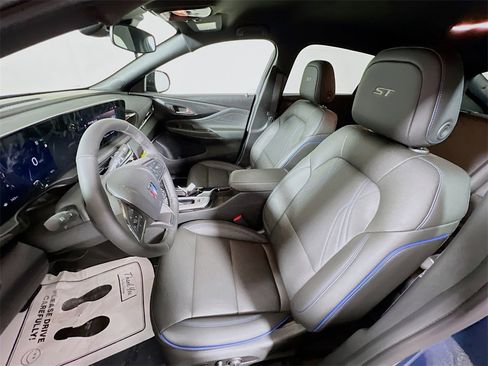 New 2026 Buick Envista Sport Touring w/ Convenience I Package image 17