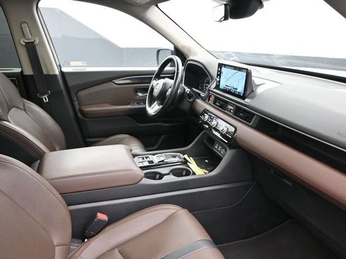 Used 2023 Honda Pilot Elite image 15