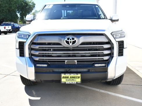 Used 2023 Toyota Tundra Limited AWD/4WD image 4