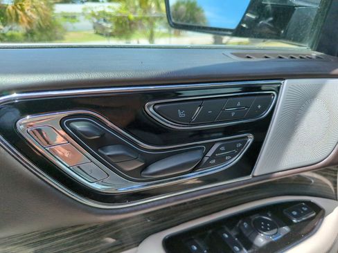 Used 2020 Lincoln Navigator L Black Label AWD/4WD image 22