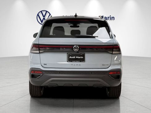 New 2026 Volkswagen Taos SE AWD/4WD image 4