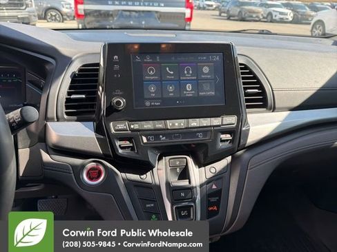 Used 2018 Honda Odyssey EX-L image 16