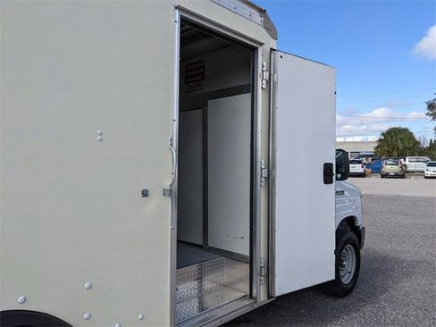 Certified 2023 Ford E-350 and Econoline 350 Super Duty w/ Driver's Safety Package image 13