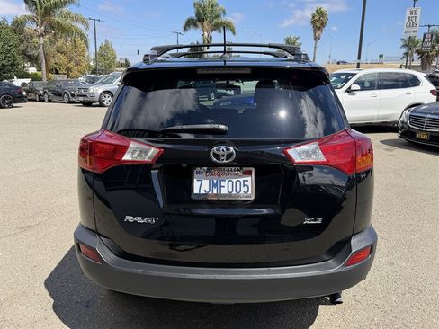 Used 2015 Toyota RAV4 XLE FWD image 6