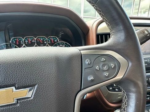Used 2016 Chevrolet Silverado 2500 High Country w/ Duramax Plus Package AWD/4WD image 17