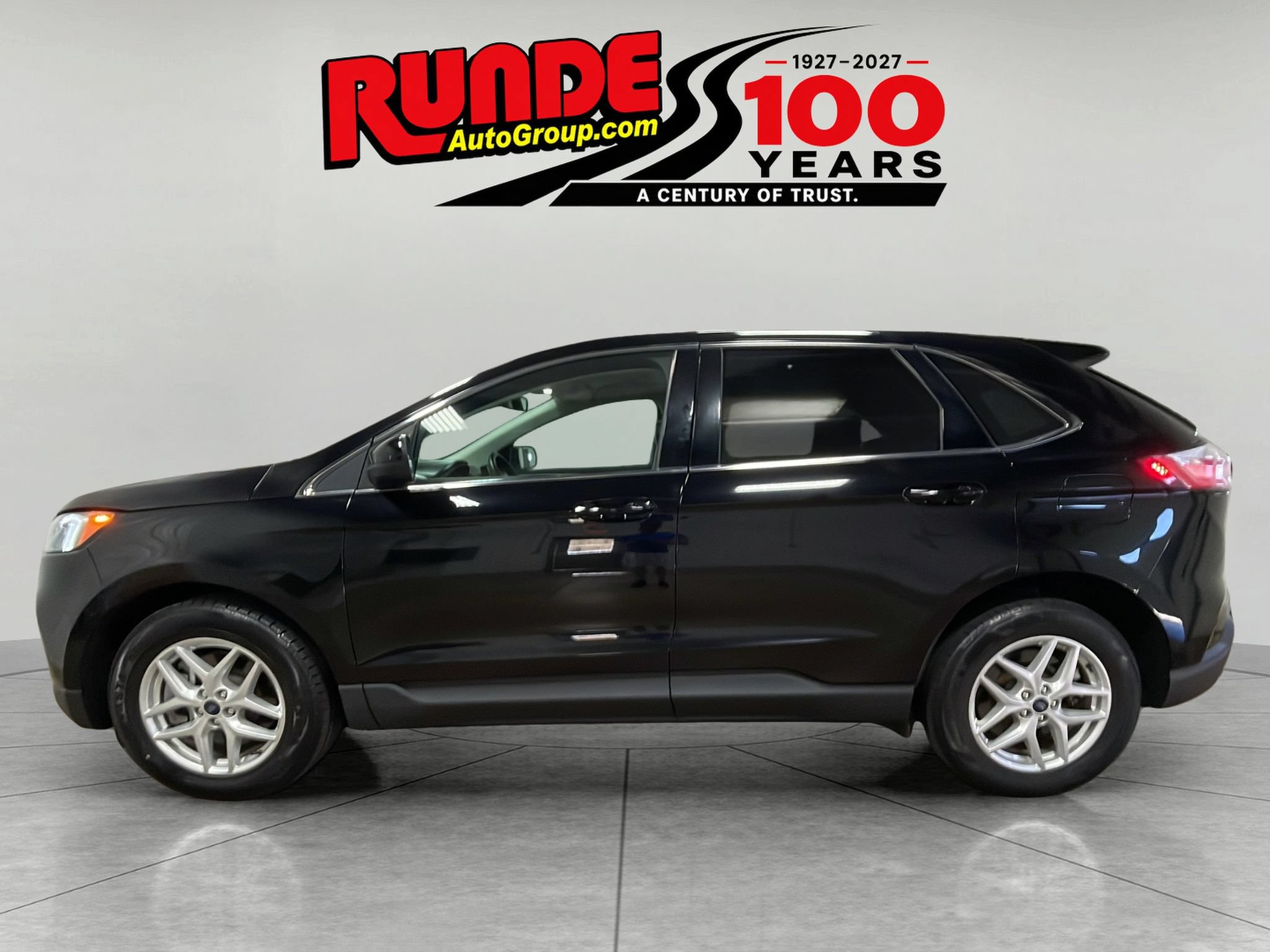 Used 2022 Ford Edge SEL AWD/4WD image 2